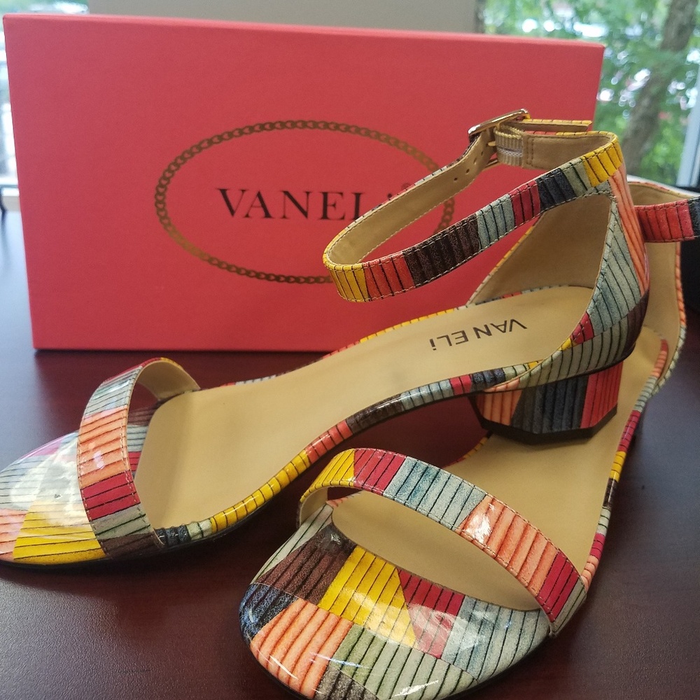 Vaneli Hillie Multi Stack Patent 9M